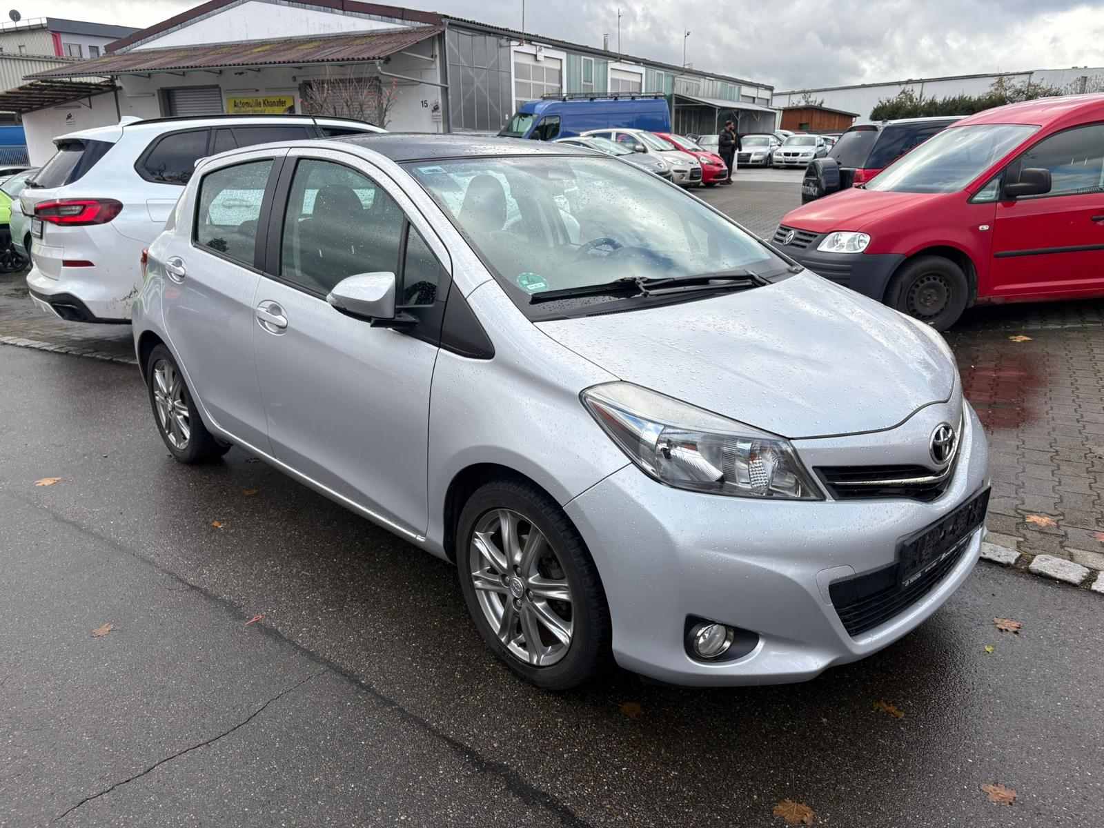 Toyota Yaris 1.3 benzin