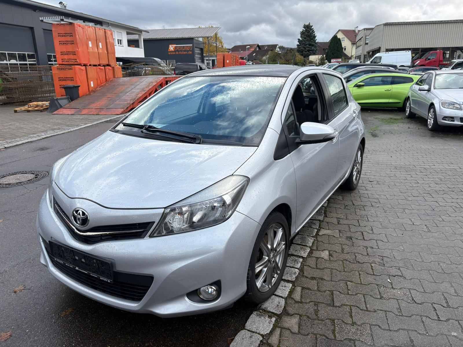 Toyota Yaris 1.3 benzin