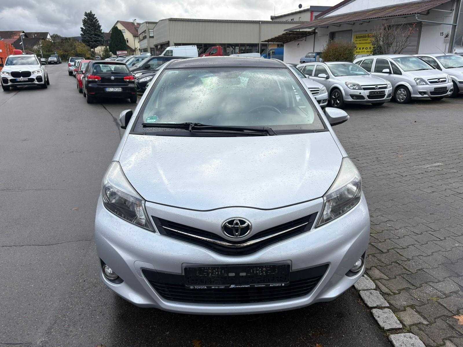 Toyota Yaris 1.3 benzin