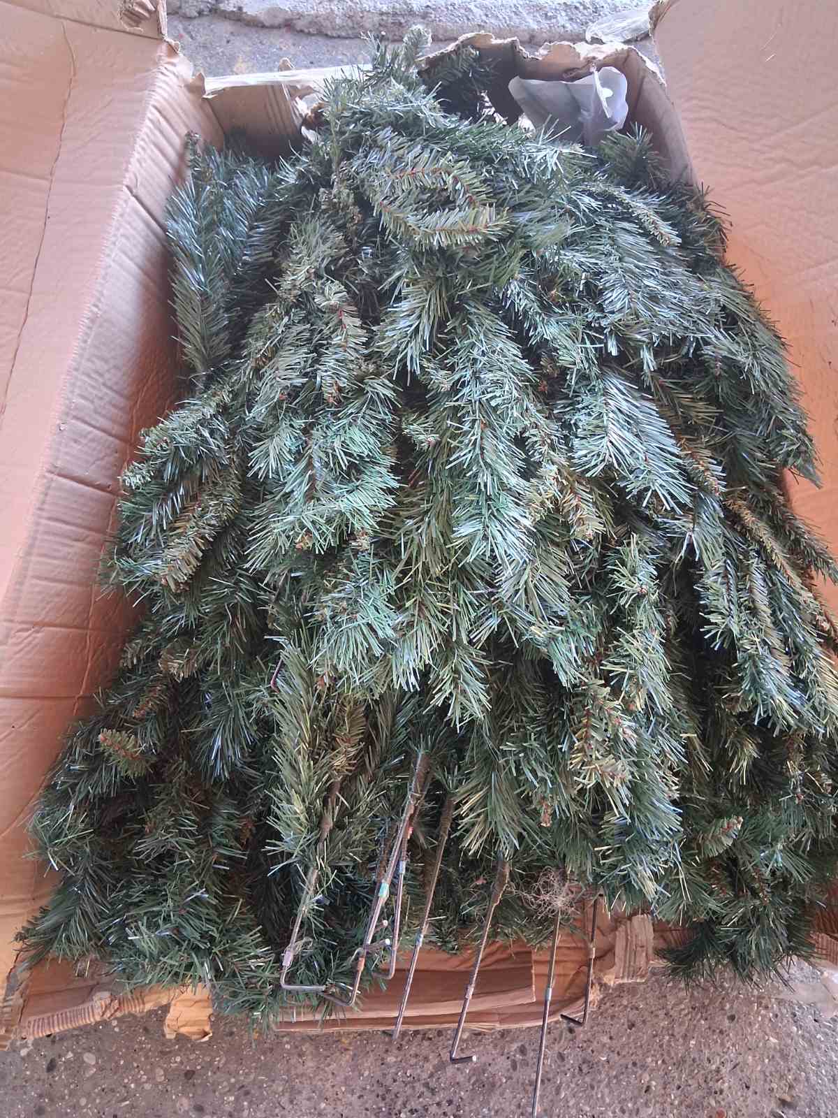 Prodajem jeleku 2.4m