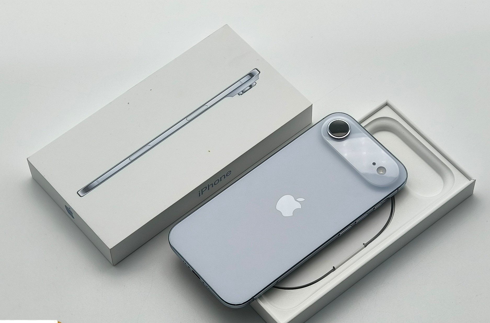 Apple iPhone Air | iPhone 17 