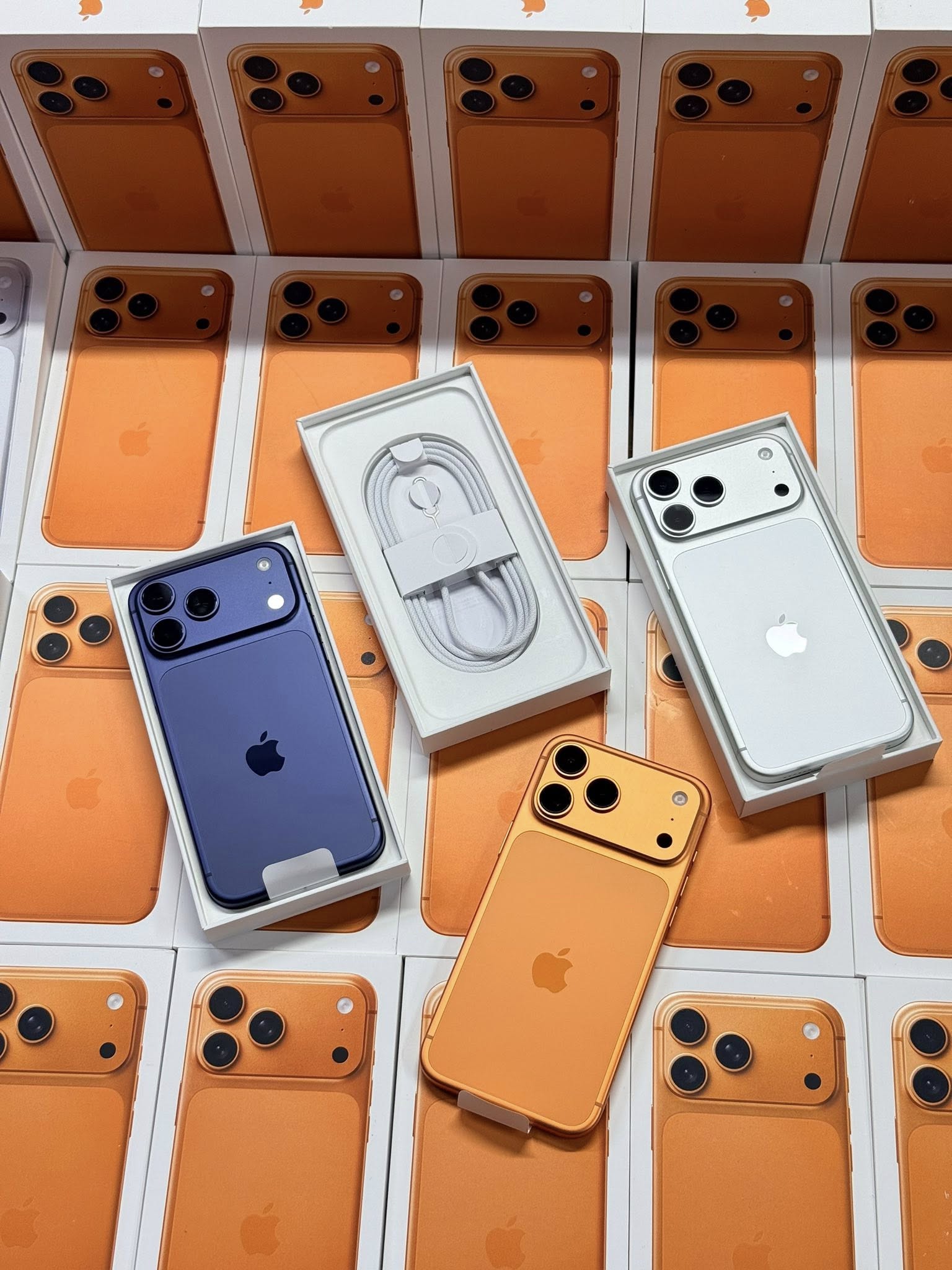 Apple iPhone Air | iPhone 17 