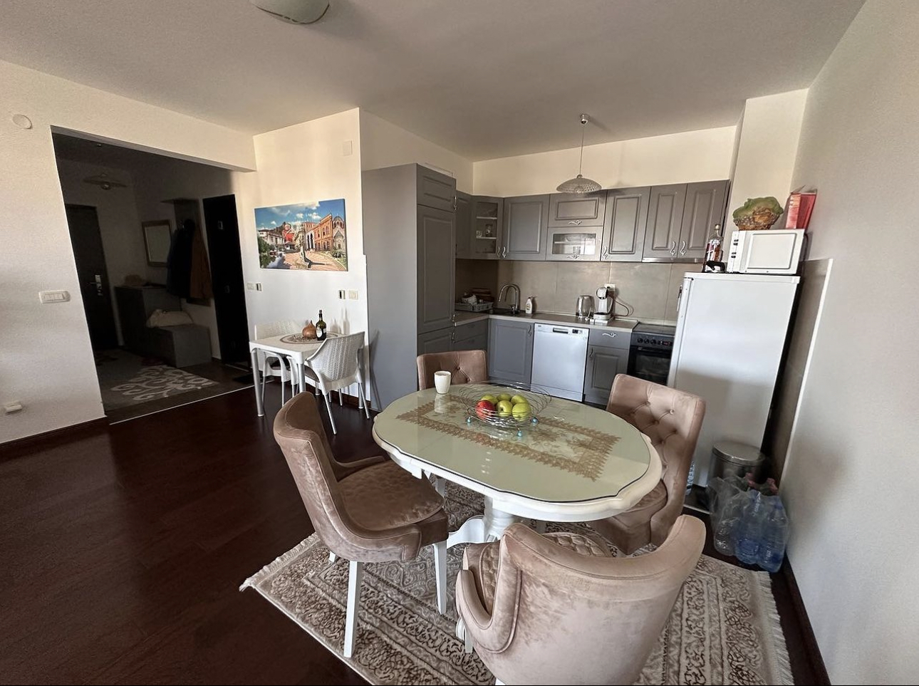 Dvosoban stan, Bar 210.000€