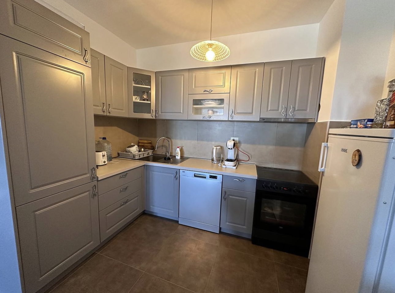 Dvosoban stan, Bar 210.000€