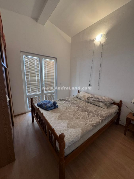 Objekat sa apartmanima, Šušanj