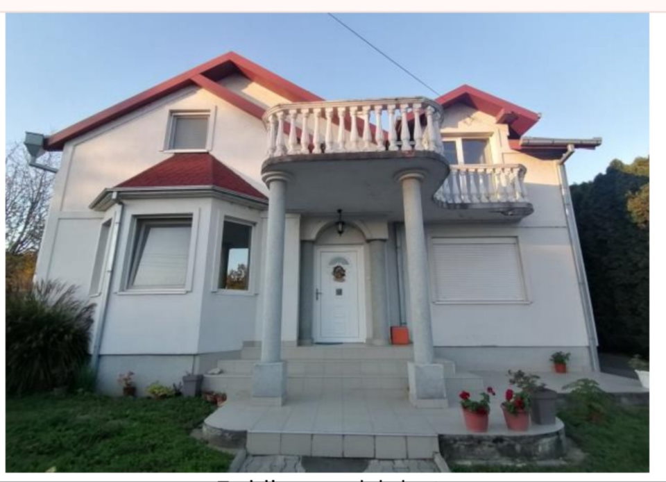 Kuća na prodaju Beška, Inđija