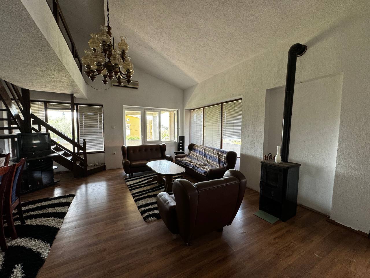 Kuća na prodaju, Rena, Bar