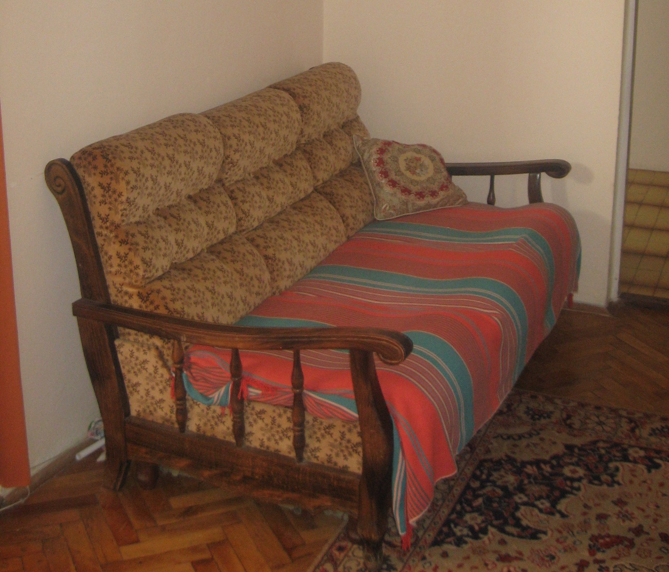 Prodajem trosed Herceg Novi